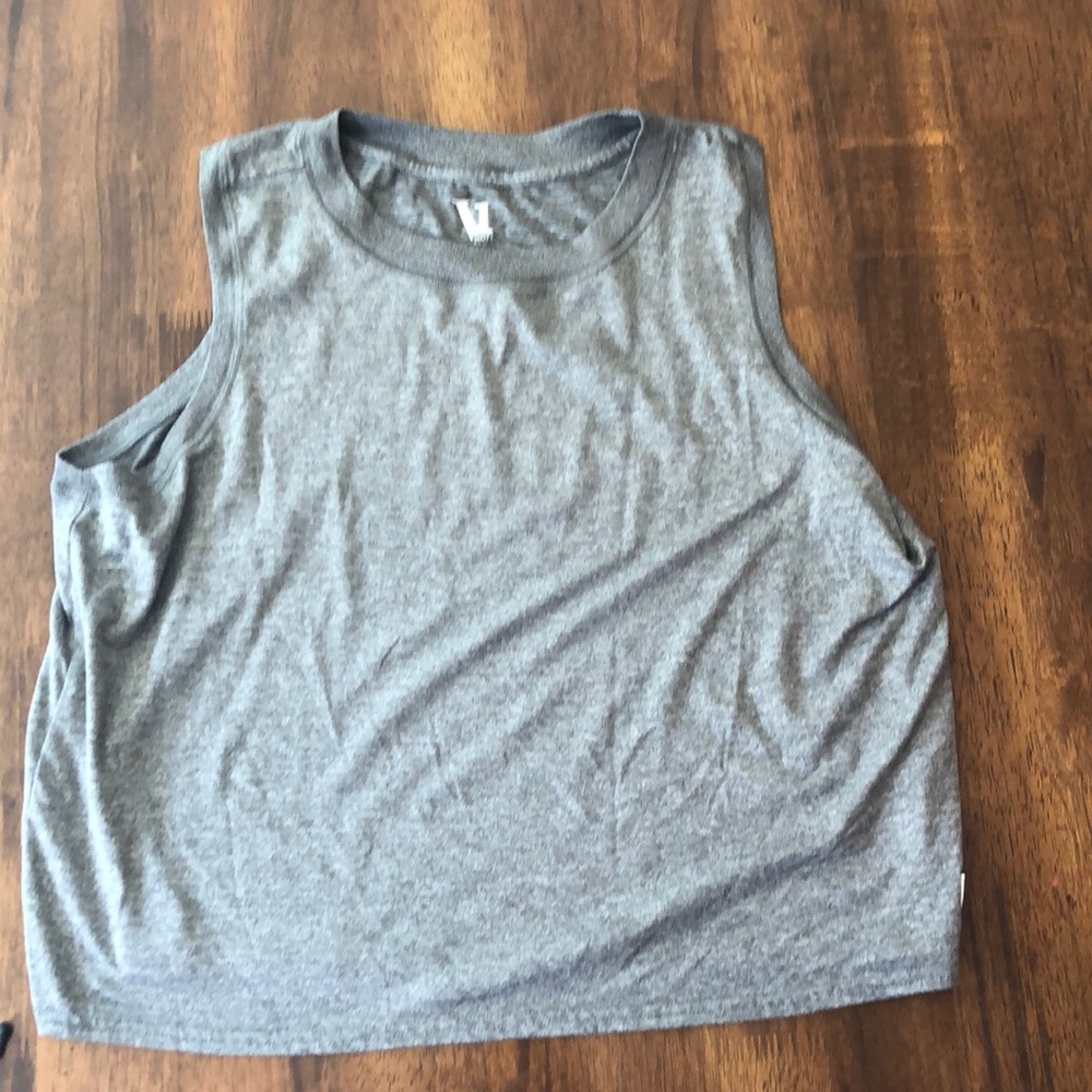 Vuori short tank